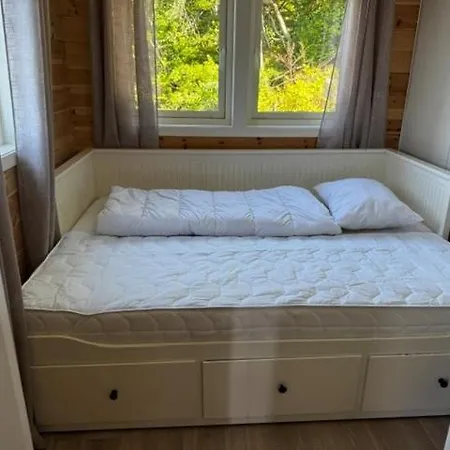 Koselig Liten Ved Sjoen Сasa de vacaciones *